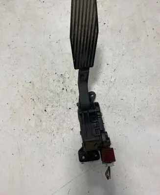 Opel Signum Accelerator throttle pedal 6PV00832200 9186724
