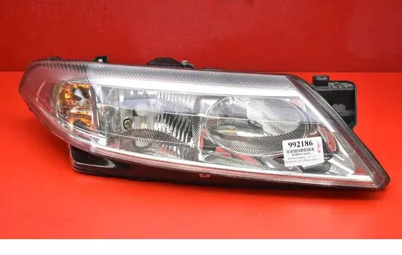 Renault Laguna II Headlight/headlamp 8200002847
