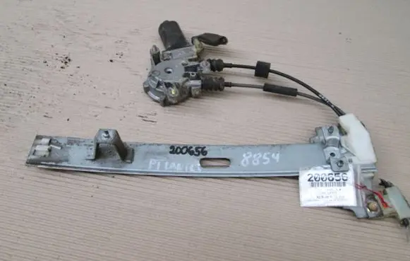 Hyundai Elantra Rear door window regulator with motor