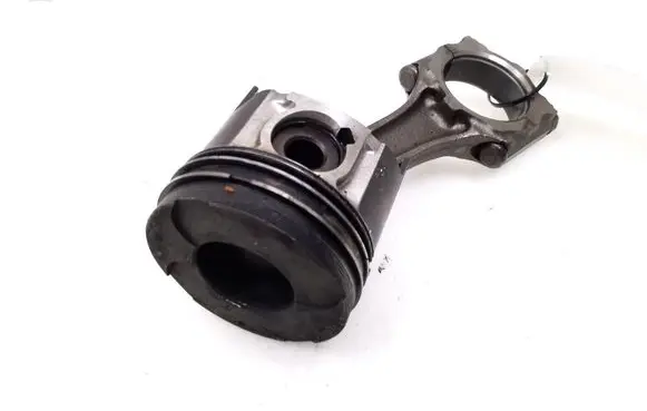 Opel Combo C Piston with connecting rod 