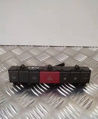 Traction control (ASR) switch