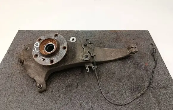 BMW 5 F10 F11 Front wheel hub 6784902 6777752