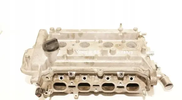 Toyota Yaris Engine head 1NZ 1,5 VVTI HYBRID