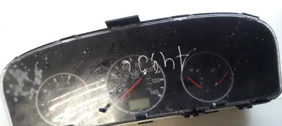Nissan X-Trail T30 Speedometer (instrument cluster) EQ320FU 54130036
