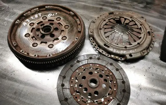Audi A3 S3 8L Clutch set kit 06A105264M