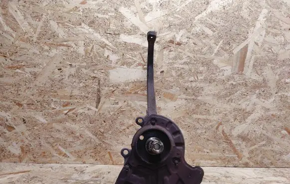 Mercedes-Benz S W220 Front wheel hub spindle knuckle