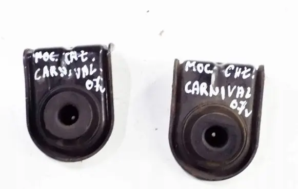 KIA Carnival Radiator mount bracket