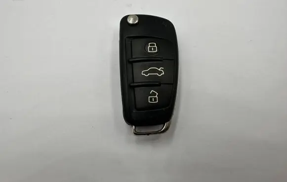 Audi A3 S3 8P Ignition key/card 8P0837220D