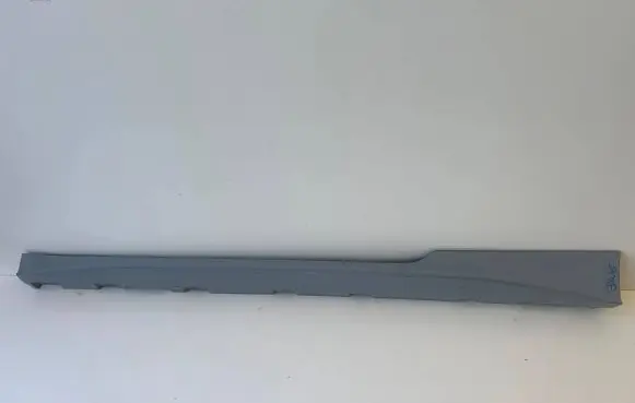 Audi A5 Side skirt front trim 8W6853859E