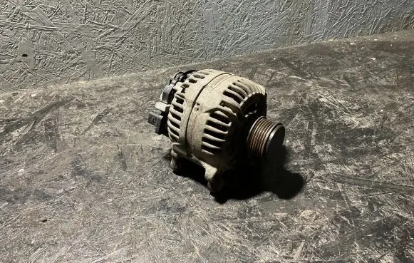 Audi A3 S3 8P Generator/alternator 06F903023F