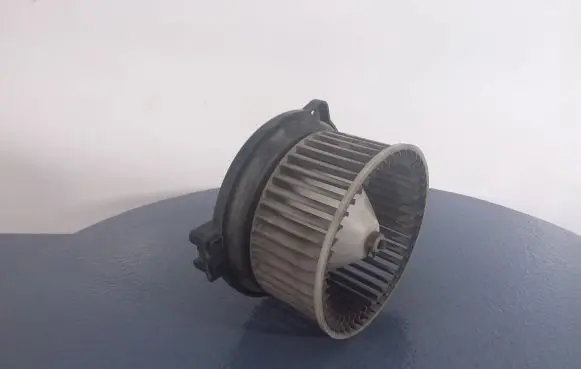Honda CR-V Heater fan/blower 194000