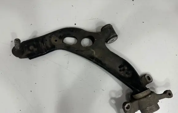 BMW X1 F48 F49 Front lower control arm/wishbone 8843681