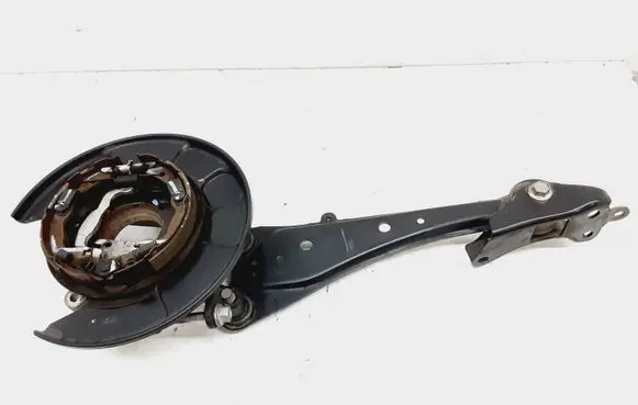Toyota RAV 4 (XA40) Rear wheel hub