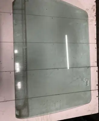 Seat Alhambra (Mk1) Rear door window glass 43R001100 DOT249AS2M24