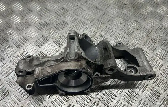 BMW X1 F48 F49 Generator/alternator bracket 8575850
