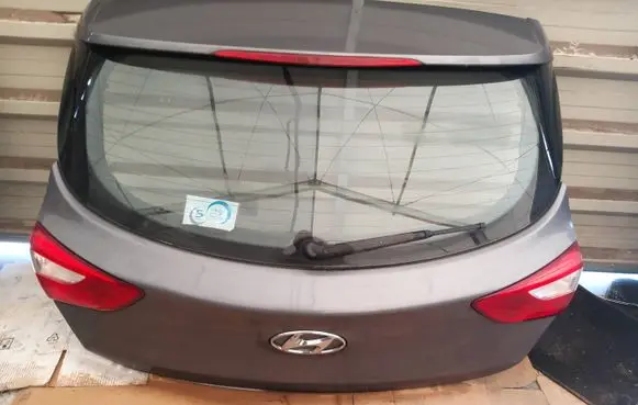 Hyundai i30 Tailgate/trunk/boot lid 