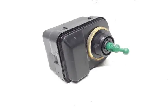 Volvo V70 Headlight level adjustment motor 