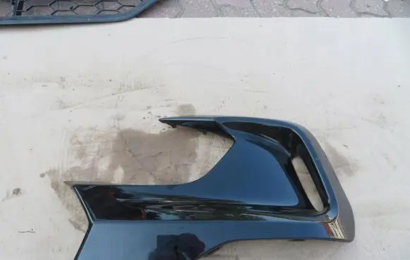 Honda HR-V Front bumper lower grill RZ3LEWA