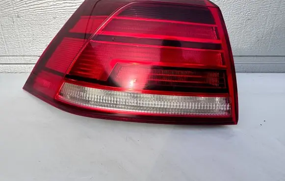 Volkswagen Golf VII Rear/tail lights 5G0945095