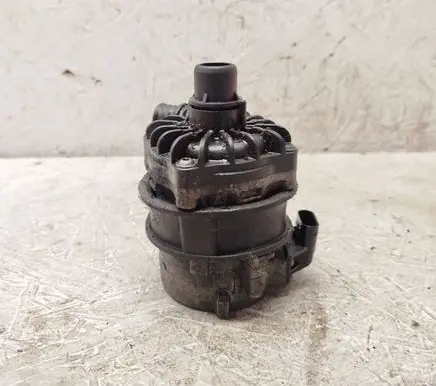 BMW 7 F01 F02 F03 F04 Electric auxiliary coolant/water pump 7587374 701360200C