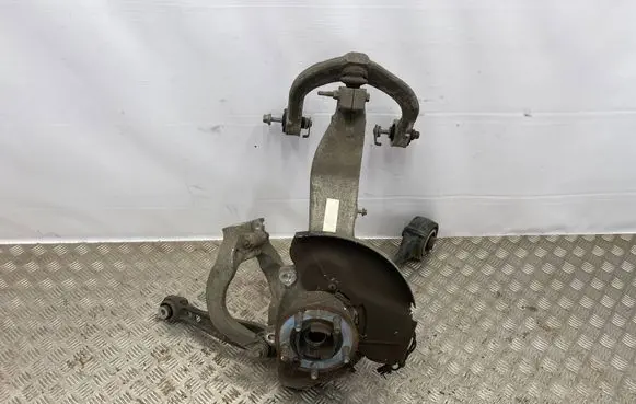 Land Rover Range Rover Sport L494 Front wheel hub spindle knuckle 