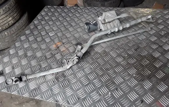 Renault Scenic II - Grand scenic II Front wiper linkage and motor 53565202 8200827016