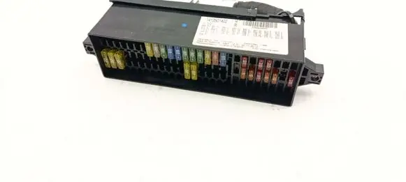 Volkswagen Touran II Fuse box set 1413501402