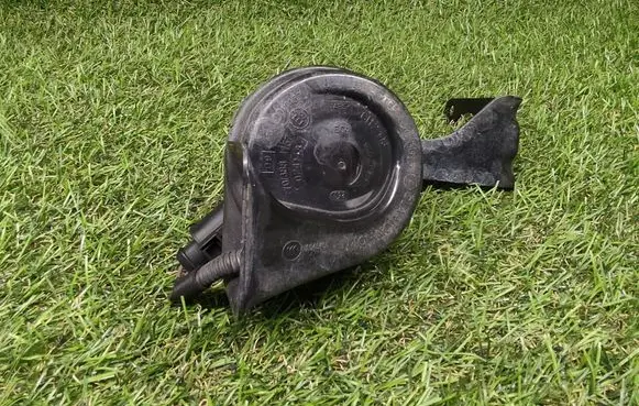 Porsche Panamera (970) Horn signal 97063502100 97063512100