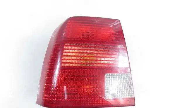 Volkswagen PASSAT B5 Rear/tail lights 3B5945257