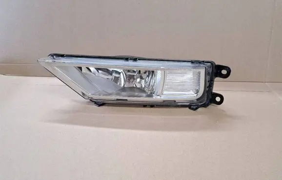 Volkswagen Tiguan Front fog light 5NA941699A