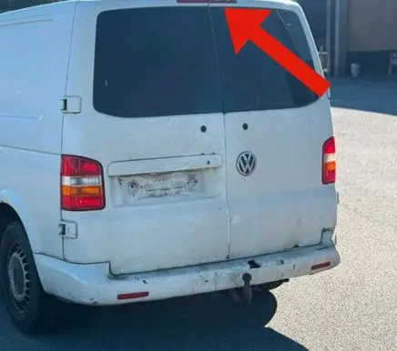 Volkswagen Transporter - Caravelle T5 Third/center stoplight 7H0945097 27050600