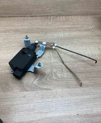 Hyundai Santa Fe Central locking motor SMTG