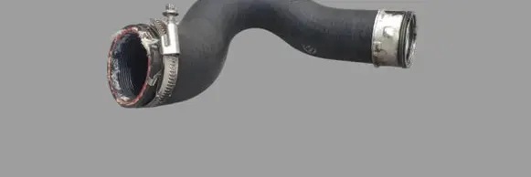 Audi Q7 4L Intercooler hose/pipe 7P0145738D