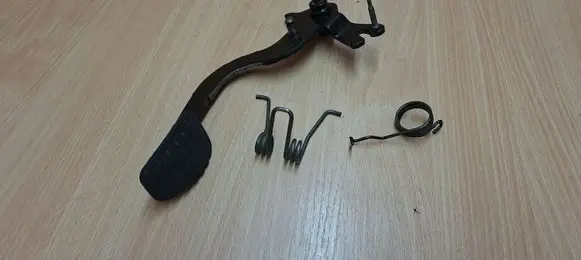 Renault Espace - Grand espace IV Clutch pedal 8200507736 7700416724 8200139603
