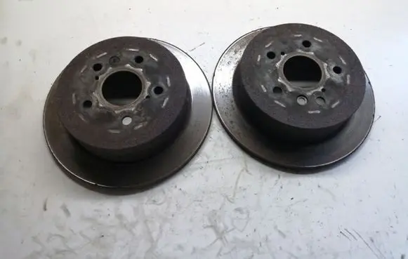 Toyota Avensis Verso Rear brake disc