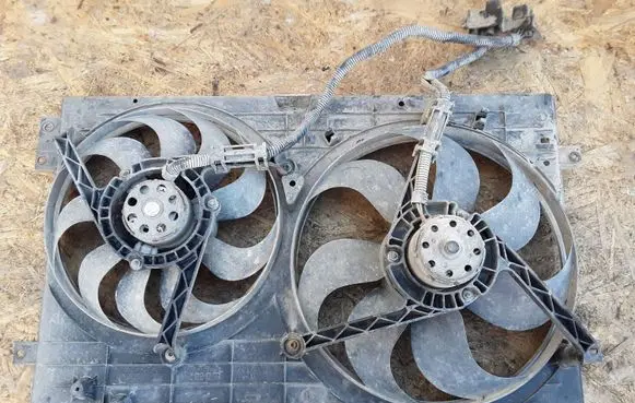 Skoda Octavia Mk1 (1U) Fan set 1J0121207M