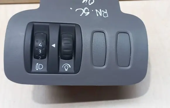Renault Scenic II - Grand scenic II Headlight level height control switch 8200140984