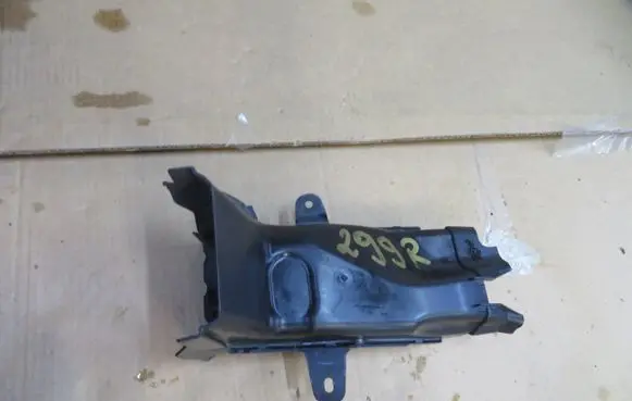 BMW 5 G30 G31 Air intake duct part 7383851 74850613