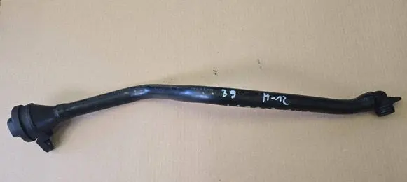 Mercedes-Benz E W211 Oil fill pipe 111018030
