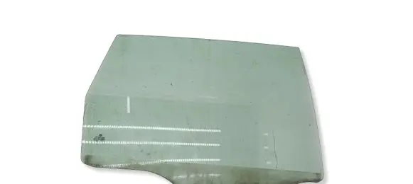 Volkswagen Polo IV 9N3 Rear door window glass 