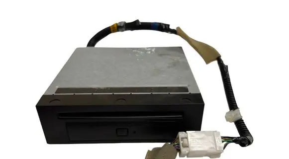 Subaru Forester SG CD/DVD changer 86271SA030 Y34192270 U7800012