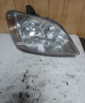 Ford C-MAX I Headlight/headlamp 3M5113005AH 1EE27060002