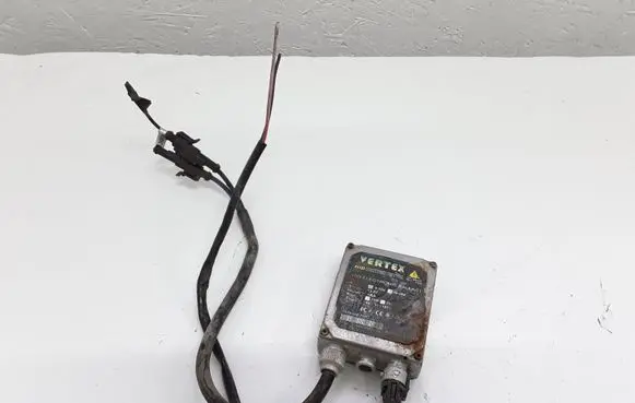 Cadillac BLS Headlight ballast module Xenon 130A00037