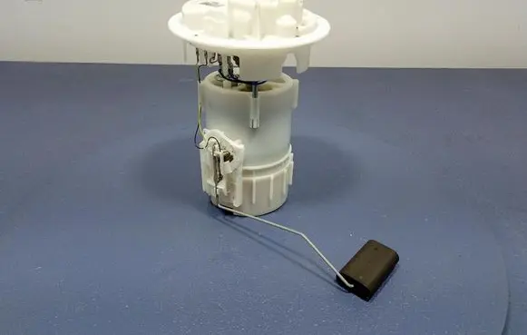 Peugeot 208 I In-tank fuel pump 9674466680