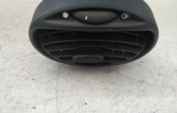 Ford Focus Dash center air vent grill 98AB19893AK