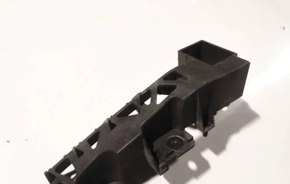 Volkswagen PASSAT B6 Front bumper mounting bracket c23550151
