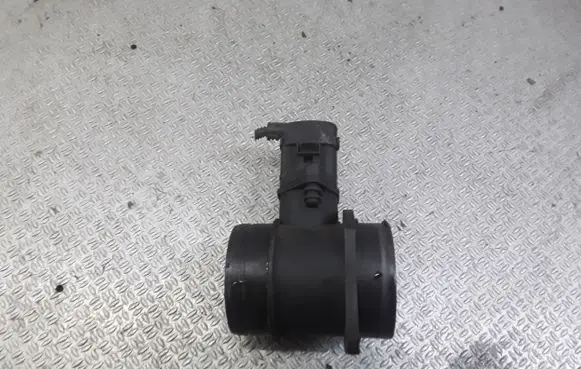 Volkswagen Touran I Mass air flow meter 0281002531 038906461