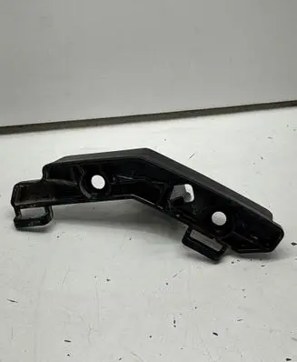 BMW iX1 Fender mounting bracket 9883591 21163611 061071080911