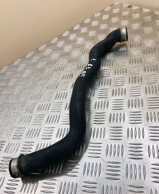 Mercedes-Benz S W221 Engine coolant pipe/hose A2215010784