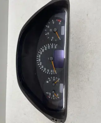 Mercedes-Benz E W210 Speedometer (instrument cluster) 87001357
